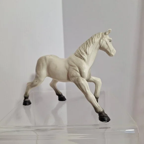Popak New Ray Hollow White Horse With Black Socks Feet 5 In X 3.5 In Pony - Picture 6 of 9